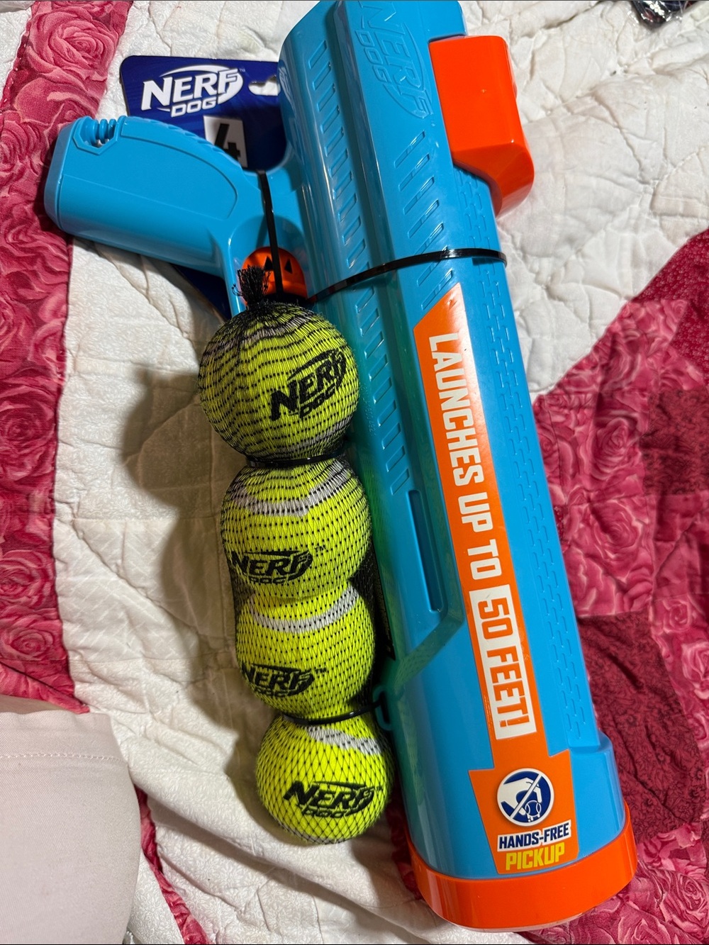 NWT Nerf Dog Blue & Orange Launcher with 4 Neon Yellow Tennis Balls -50 feet